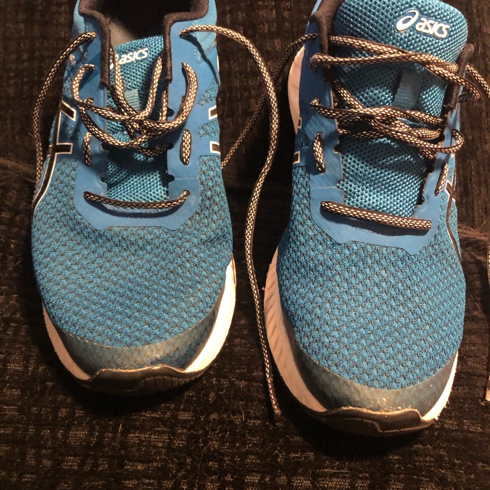 ASICS men’s Blue Running Shoes